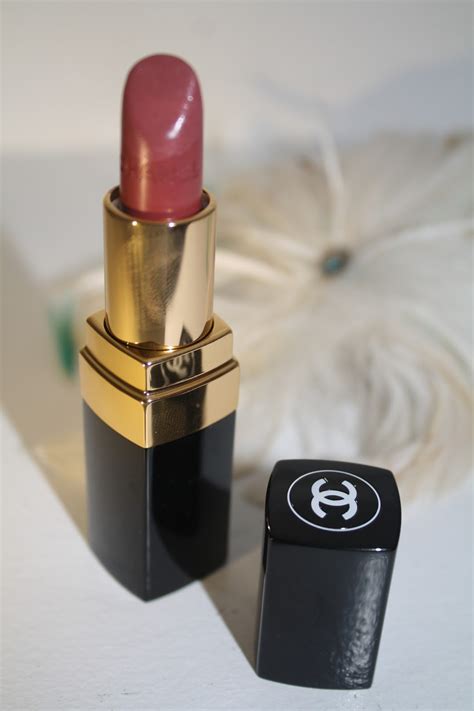 chanel rouge coco mademoiselle 05|Chanel lipstick Rouge Coco stylo.